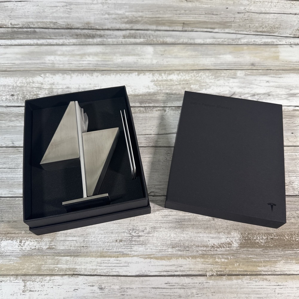 TESLA Salt +‎ Pepper Shakers - TESLA COLLECTOR